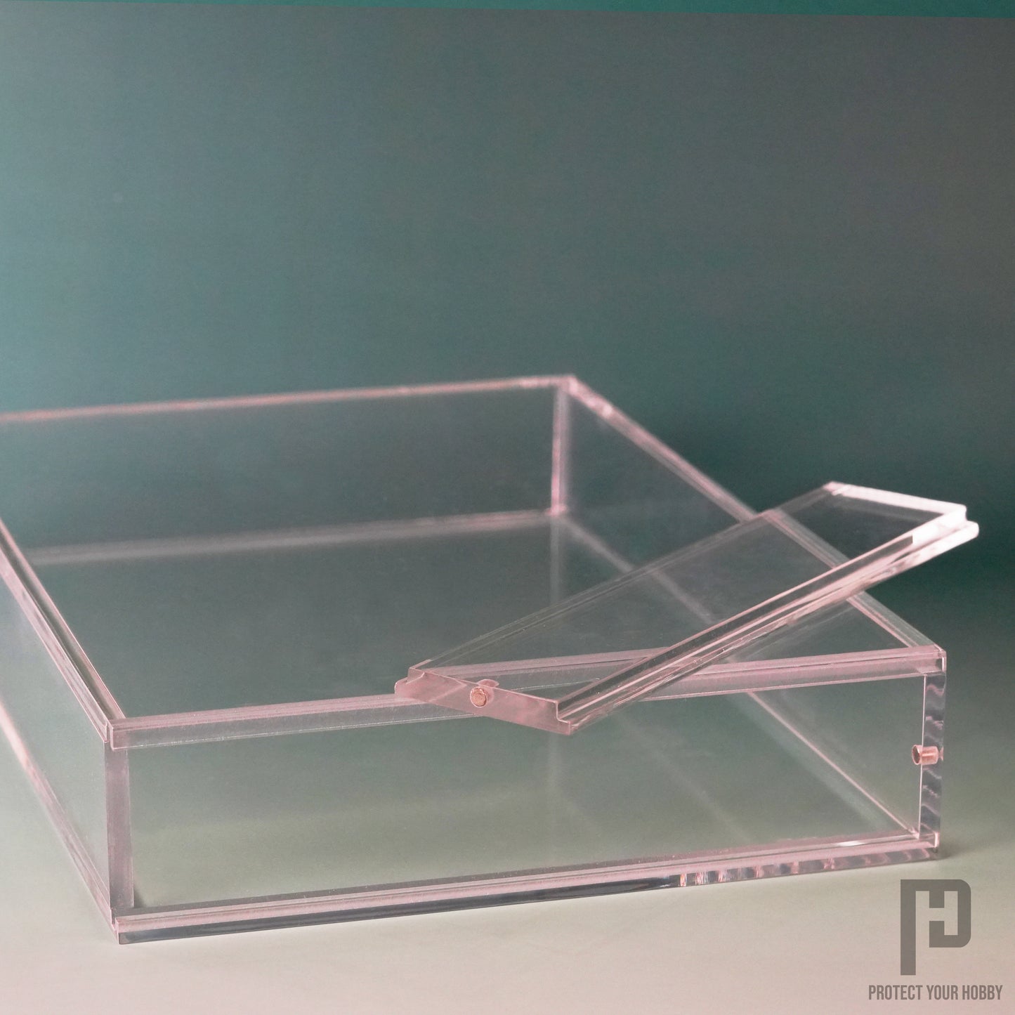 Detalle del cierre magnético de la caja protectora para juegos de Sega